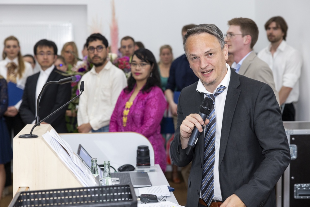 Verpflichtung auf das Genfer Gelöbnis, Herr Dr. Michael Bender