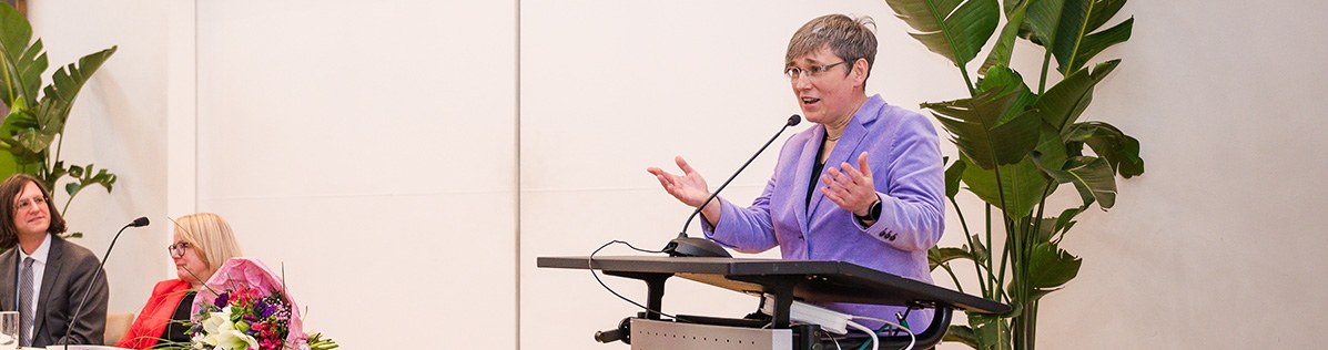 Prof. Dr. Katharina Lorenz ist seit April 2024 Präsidentin der JLU